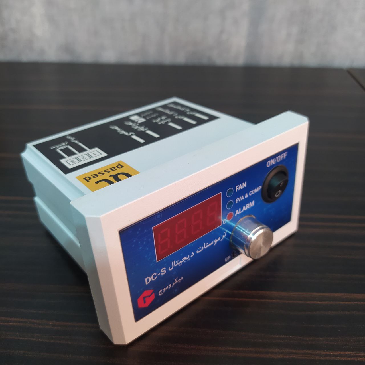 ترموستات دیجیتال دما و رطوبت مجهز به PID
